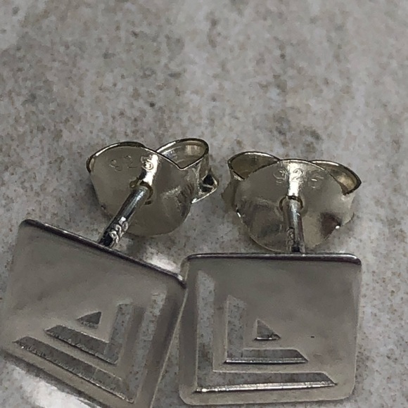 925 Sterling Silver Geometric Square Earrings - Picture 6 of 16